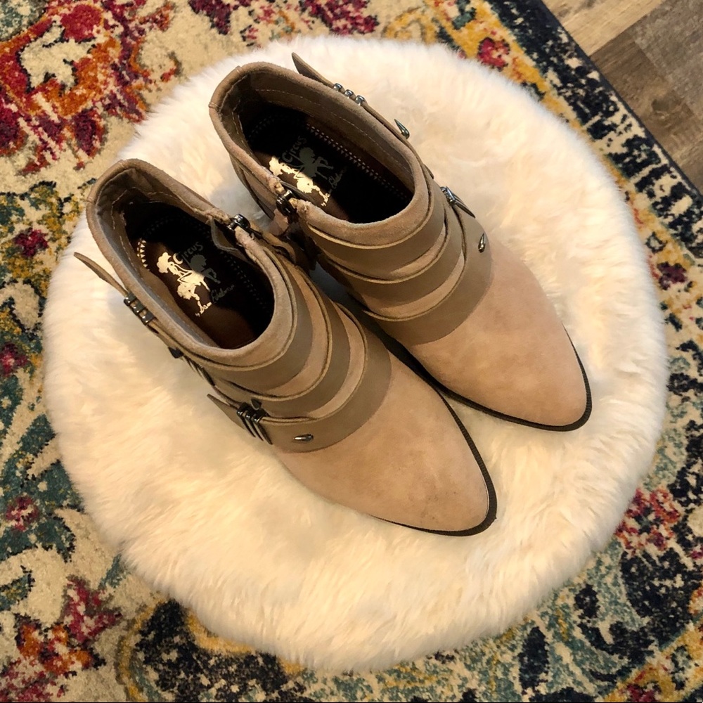 Circus by Sam Edelman Booties
